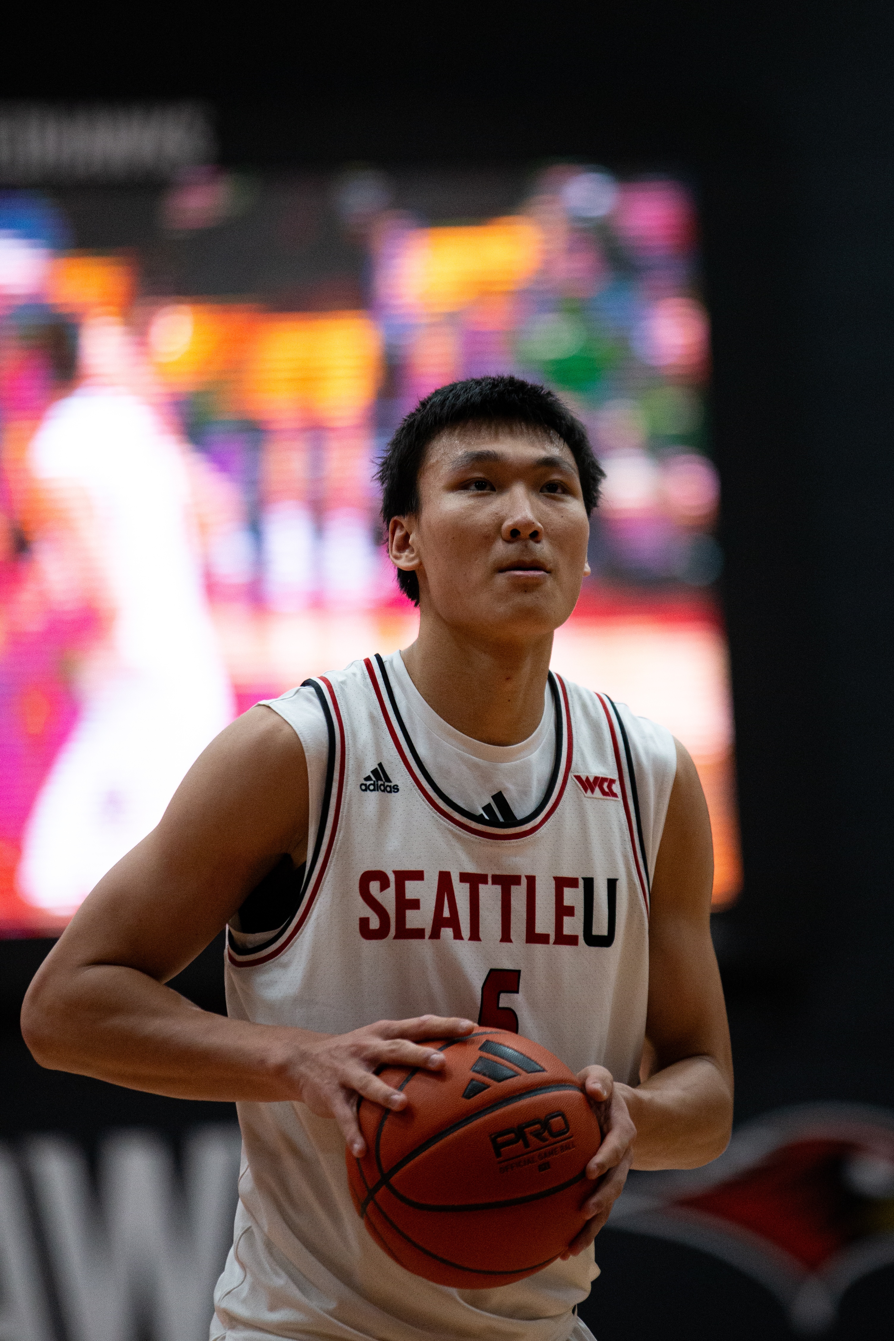 赛事赛程-表现亮眼!淡厚然替补登场18分钟 4中4砍10分3板3断&上演隔扣2+1